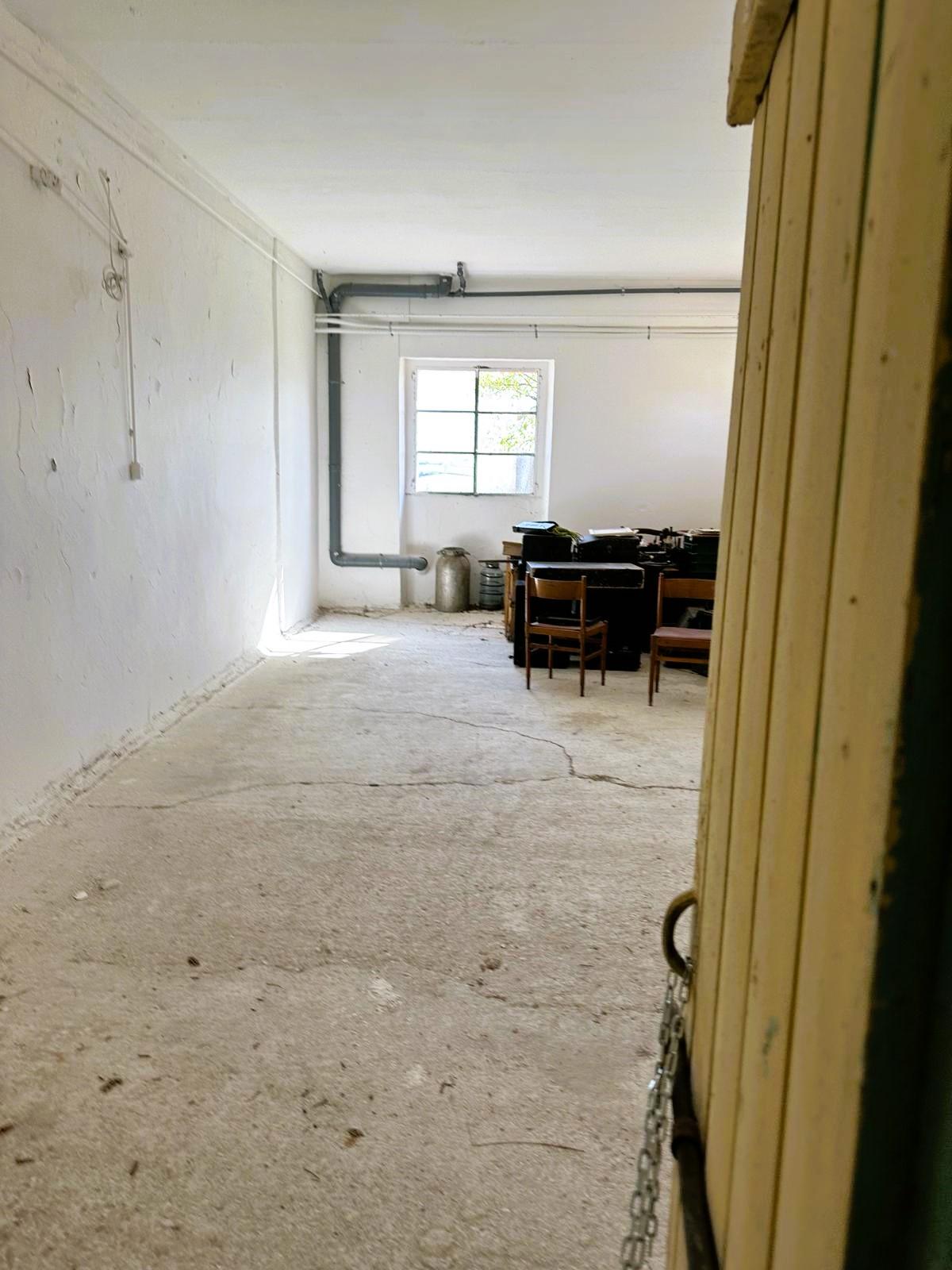 Casa indipendente con terreno