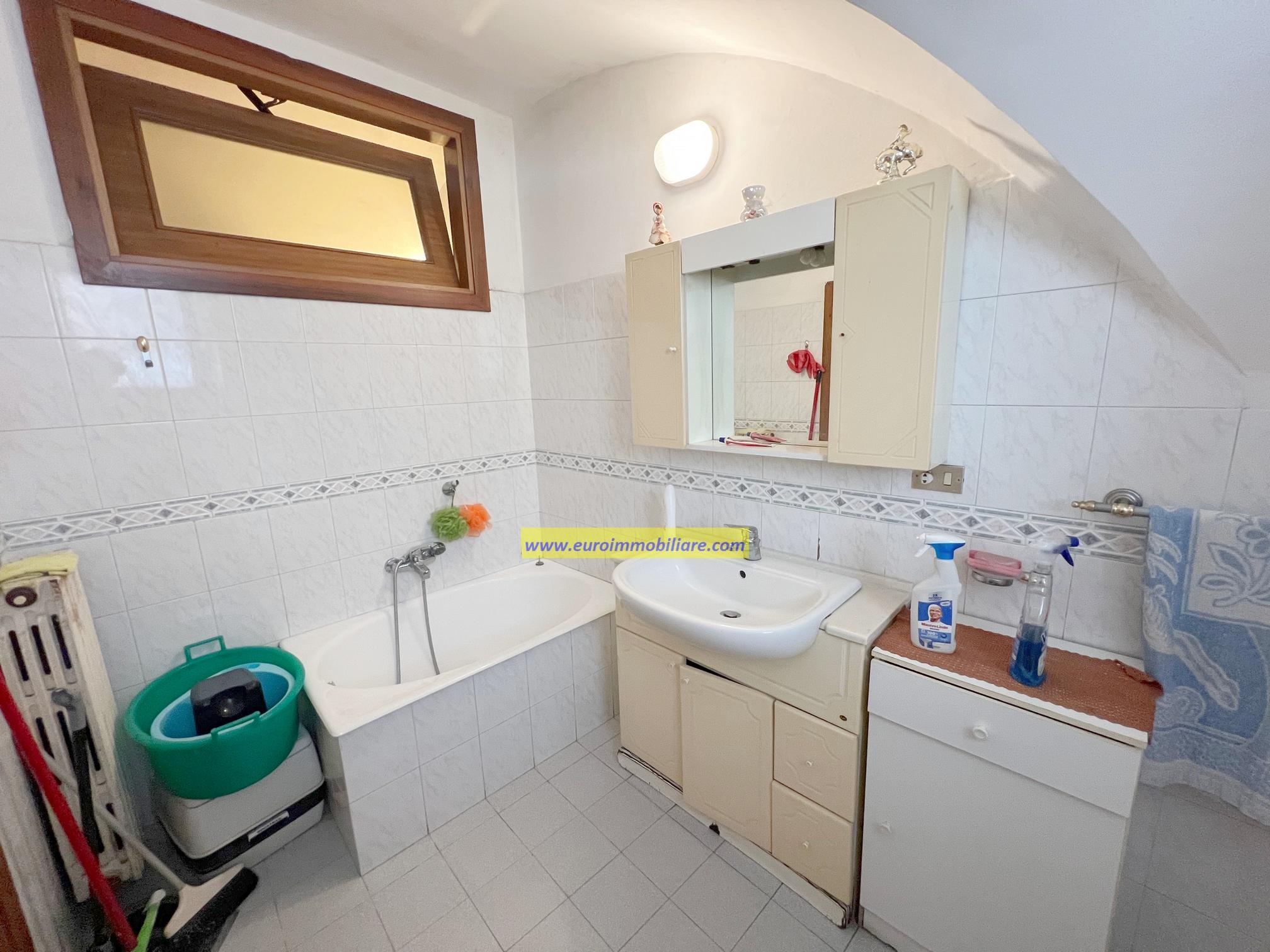 CASA INDIPENDENTE IN PIENO CENTRO