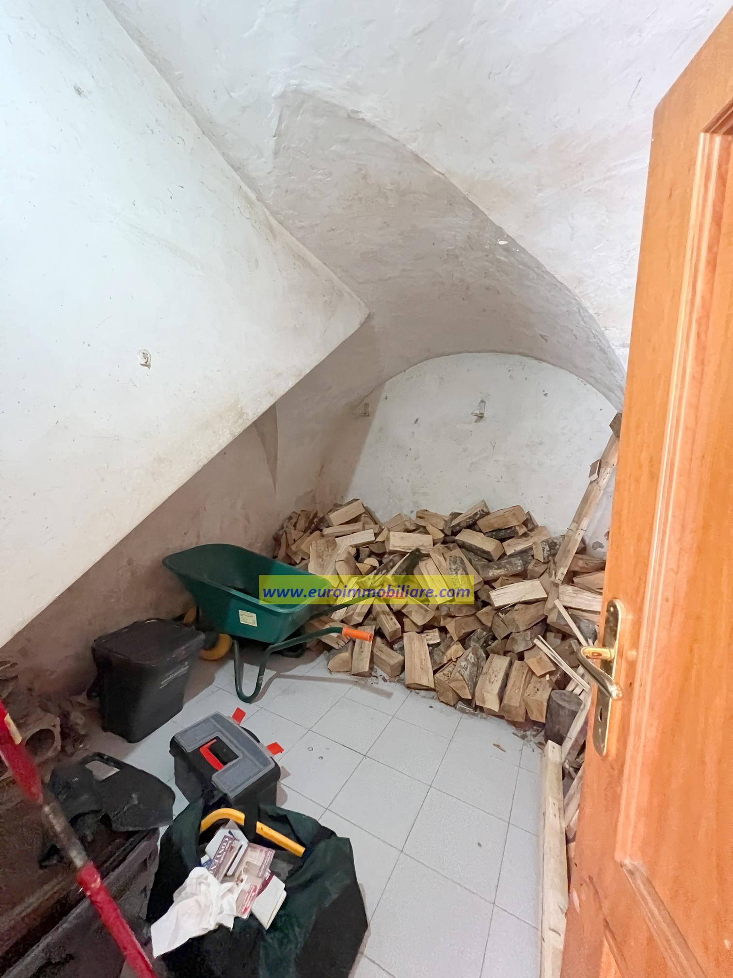 CASA INDIPENDENTE IN PIENO CENTRO