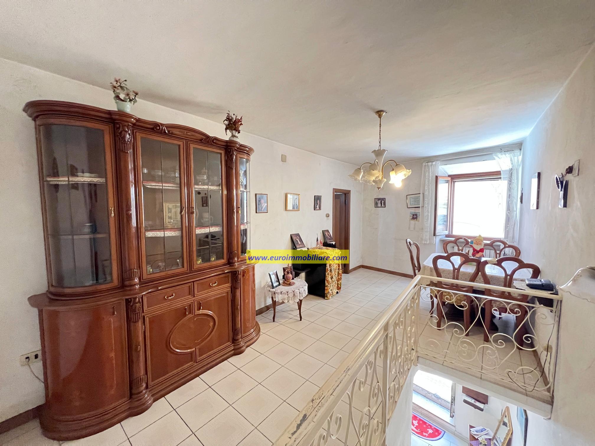 CASA INDIPENDENTE IN PIENO CENTRO