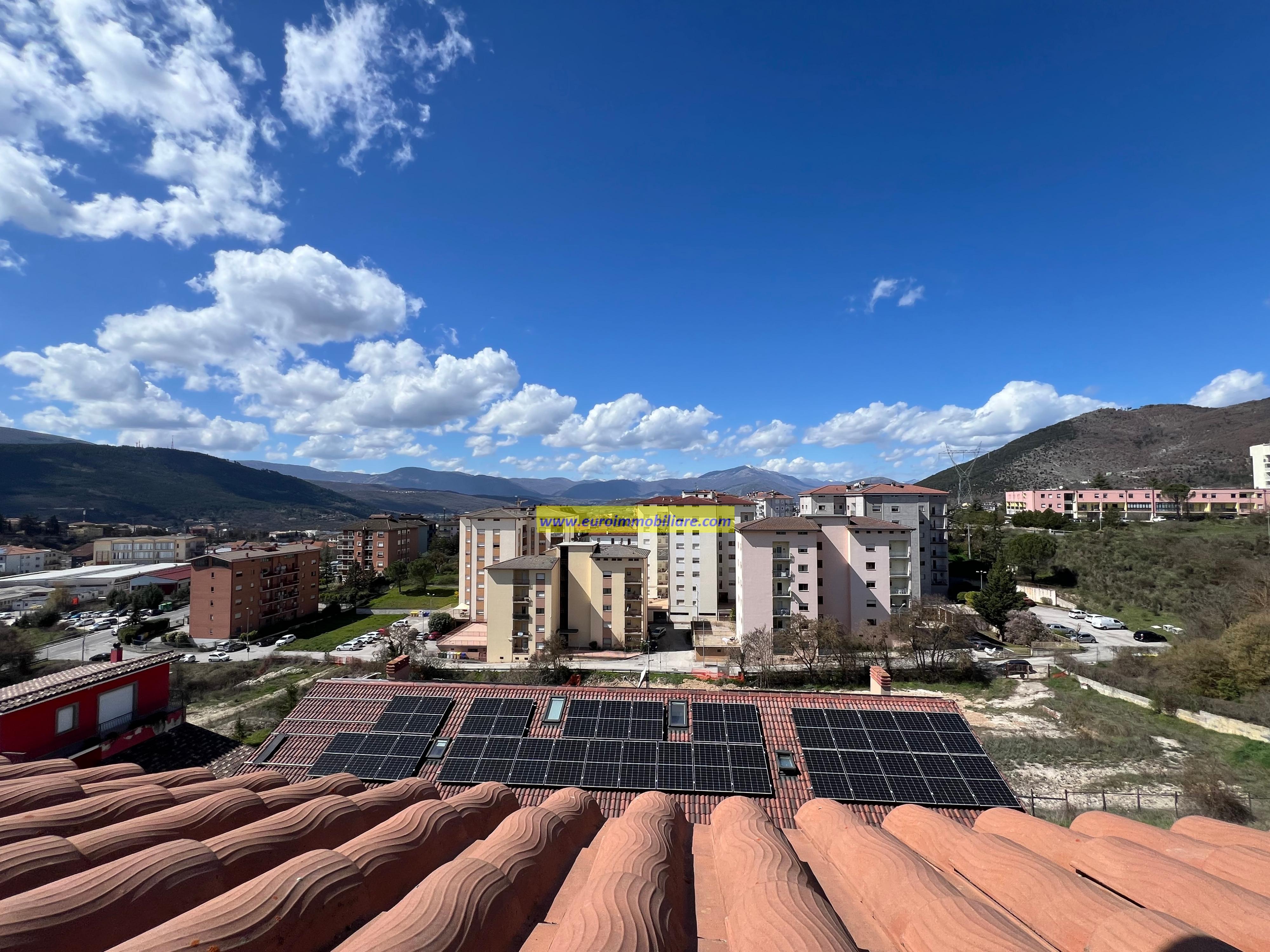 ELEGANTE ATTICO CON VISTA PANORAMICA