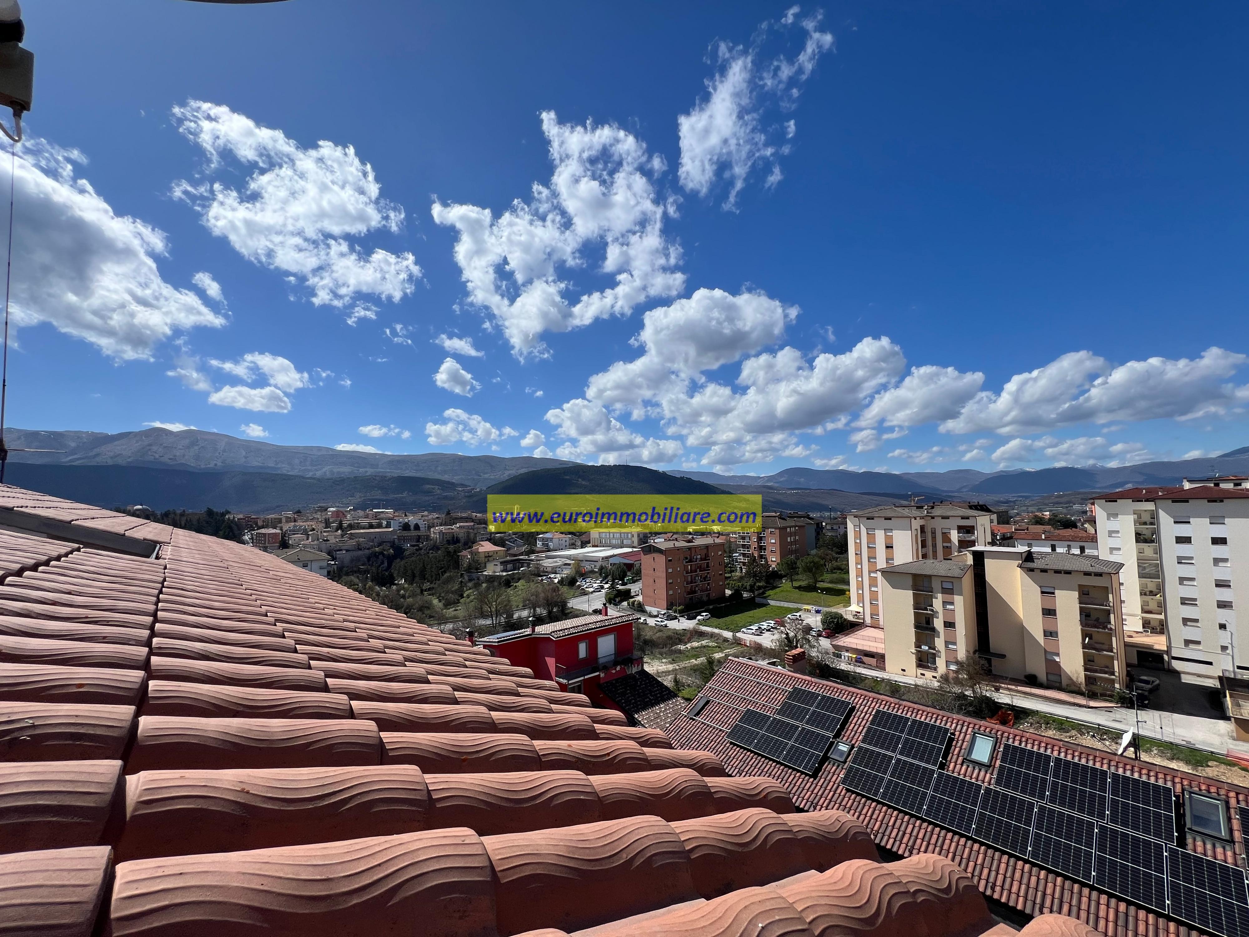 ELEGANTE ATTICO CON VISTA PANORAMICA